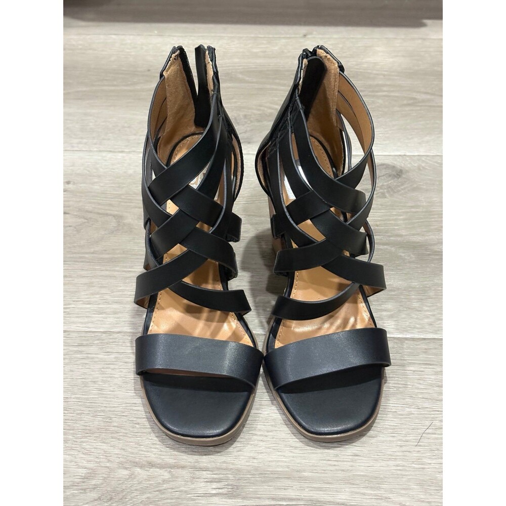 DV by Dolce Vita Cluster Black Strappy Block Heel Sandal - Size 7 NWOT
